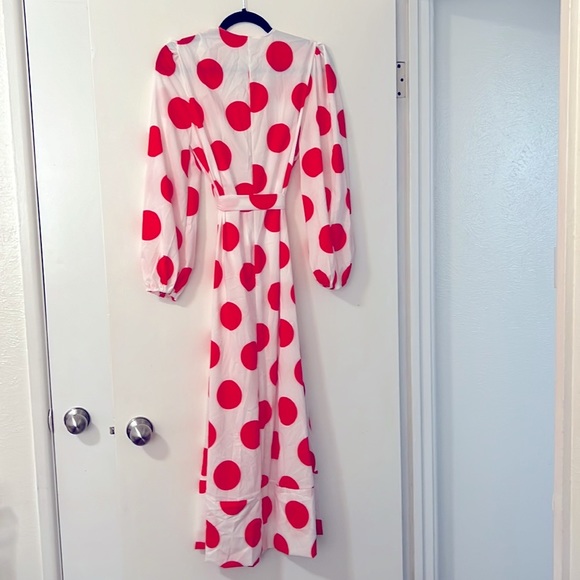 NWOT wrap dress/ beach cover up, size medium - Picture 6 of 6